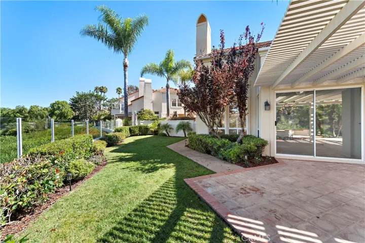 wrap around yard