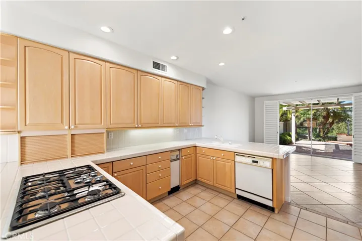 solid maple cabinetry in the kitchen