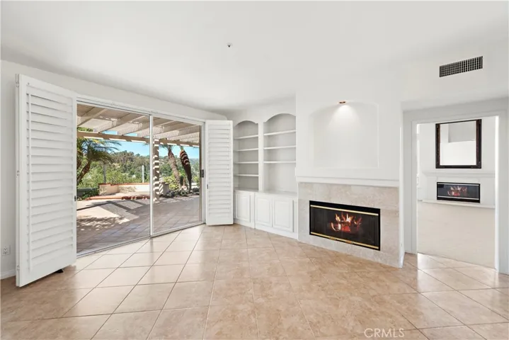 access to backyard from family room