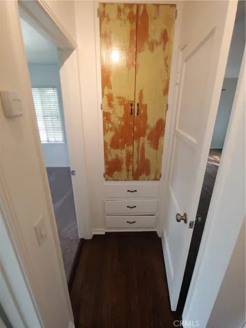 6957 Kittyhawk Avenue, Los Angeles, California 90045