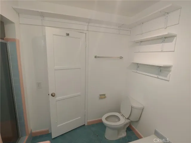 6957 Kittyhawk Avenue, Los Angeles, California 90045