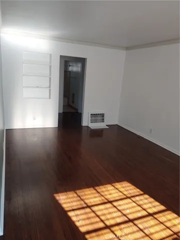 6957 Kittyhawk Avenue, Los Angeles, California 90045