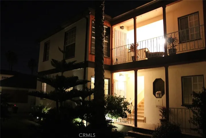 6957 Kittyhawk Avenue, Los Angeles, California 90045