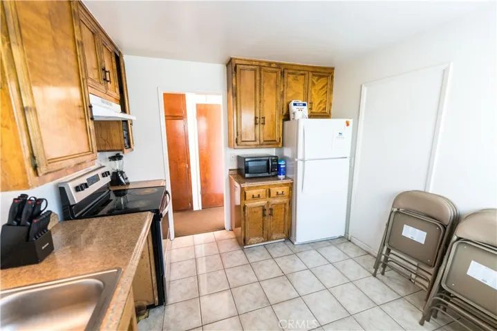628 E Mill Street, Santa Maria, California 93454