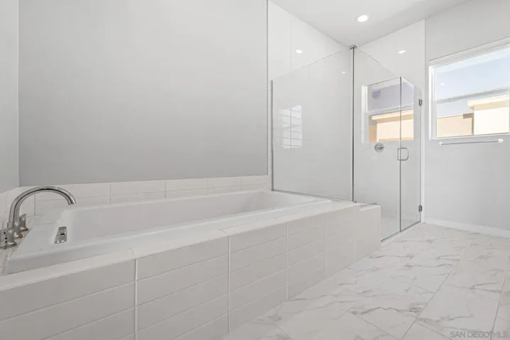 3002 Bravo Loop Unit 4, Chula Vista, California 91915