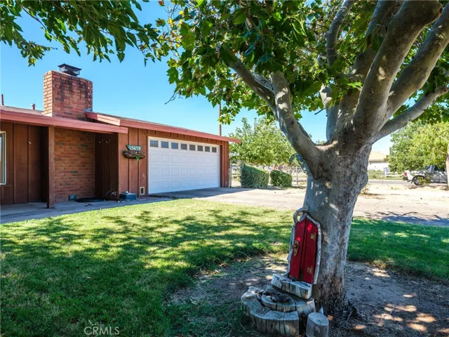 15459 Smoke Tree Street, Hesperia, California 92345