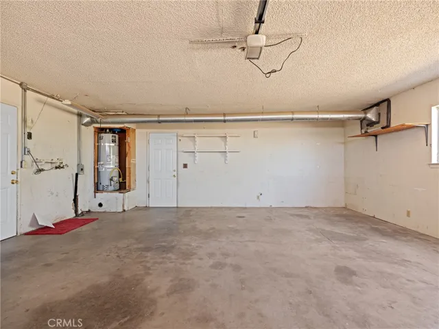 15459 Smoke Tree Street, Hesperia, California 92345