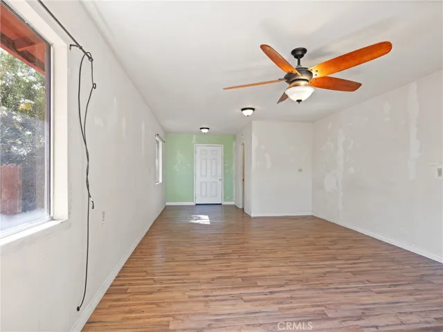 15459 Smoke Tree Street, Hesperia, California 92345