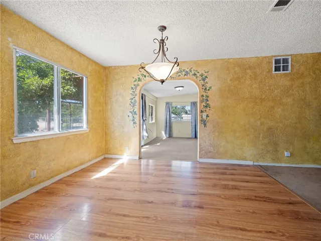 15459 Smoke Tree Street, Hesperia, California 92345