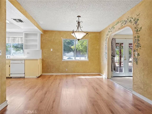 15459 Smoke Tree Street, Hesperia, California 92345
