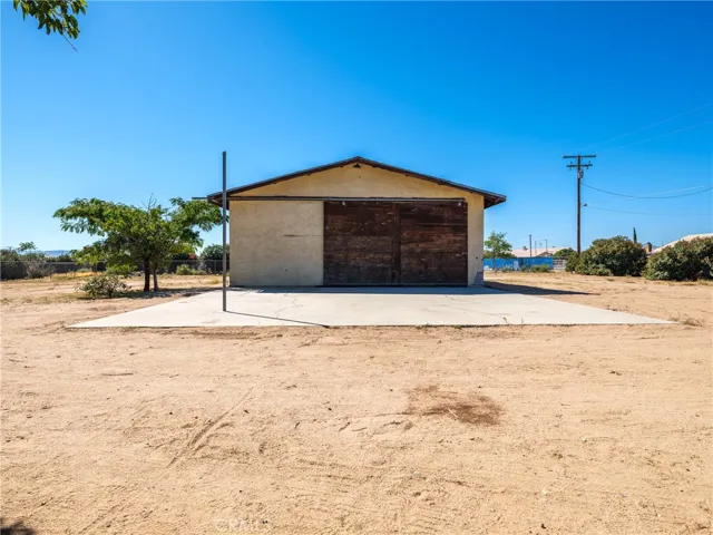 15459 Smoke Tree Street, Hesperia, California 92345
