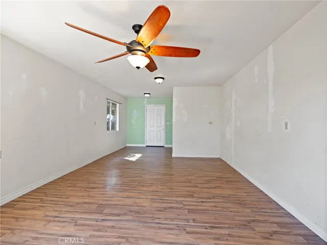 15459 Smoke Tree Street, Hesperia, California 92345