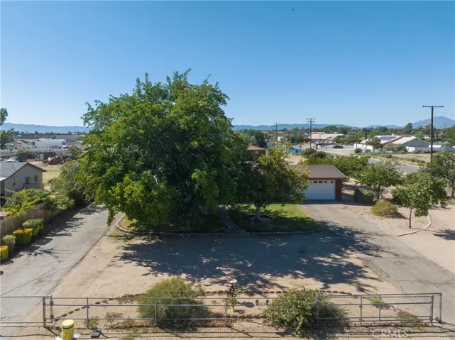 15459 Smoke Tree Street, Hesperia, California 92345