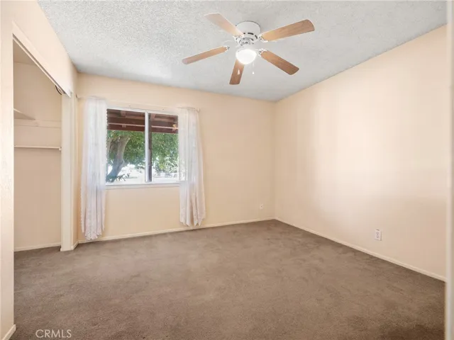 15459 Smoke Tree Street, Hesperia, California 92345