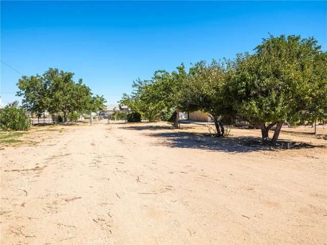 15459 Smoke Tree Street, Hesperia, California 92345