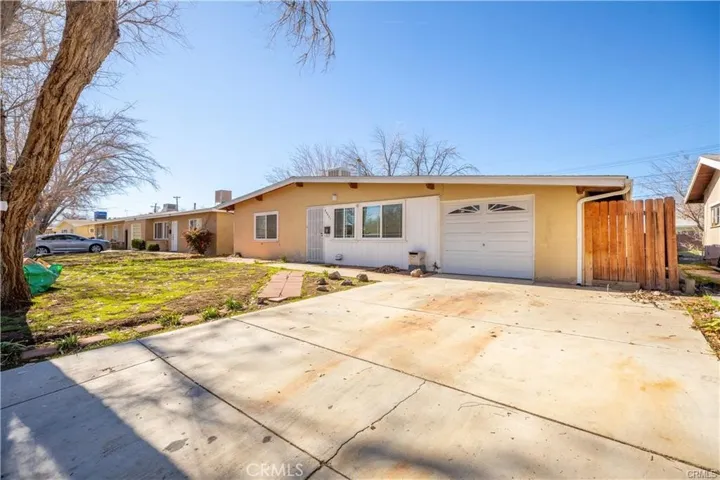 44031 Hardwood Avenue, Lancaster, California 93534