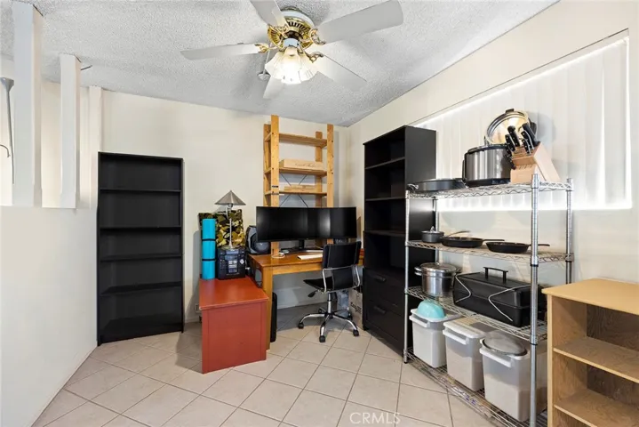 Unit B - Dining area