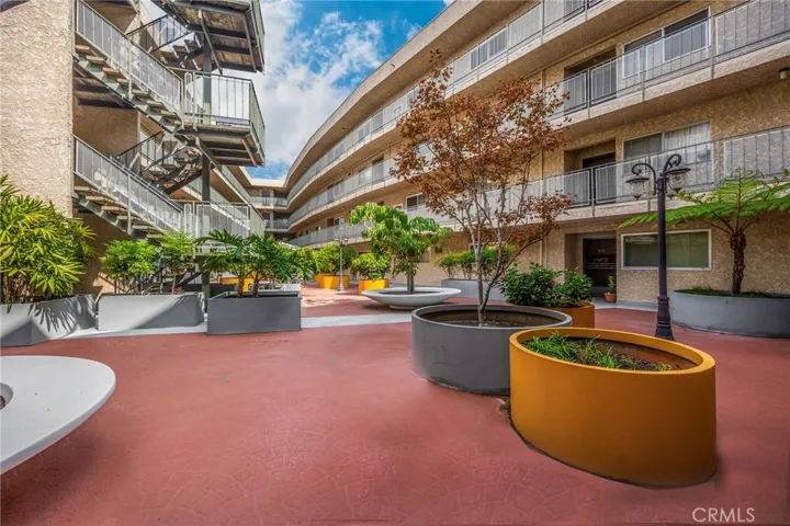 4505 California Avenue Unit 503, Long Beach, California 90807