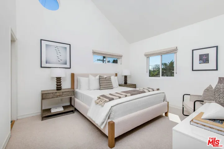 1925 22nd Street Unit 1, Santa Monica, California 90404