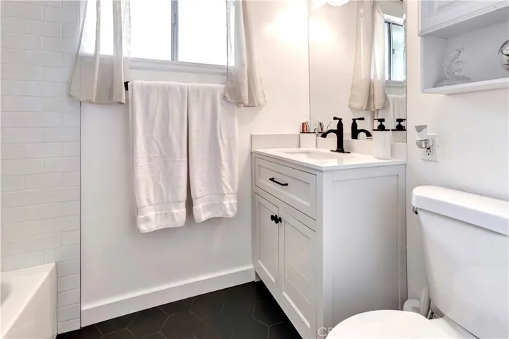 695 Joann Street, Costa Mesa, California 92627