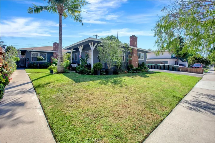 695 Joann Street, Costa Mesa, California 92627