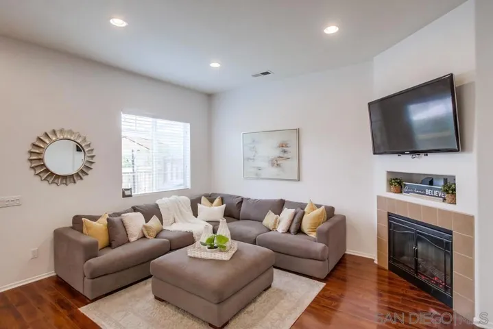 1523 Caminito Soria Unit 2, Chula Vista, California 91913