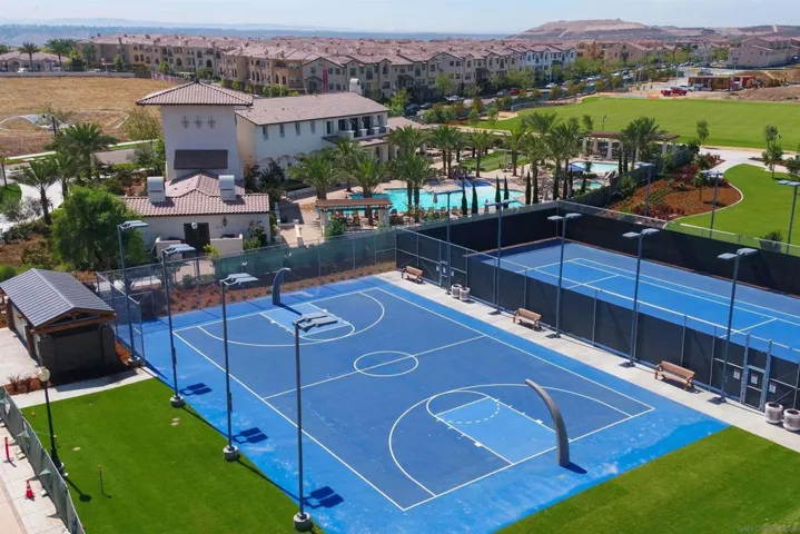 1523 Caminito Soria Unit 2, Chula Vista, California 91913