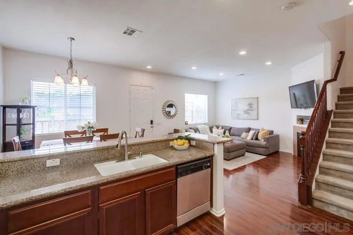 1523 Caminito Soria Unit 2, Chula Vista, California 91913