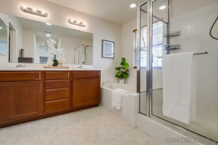 1523 Caminito Soria Unit 2, Chula Vista, California 91913