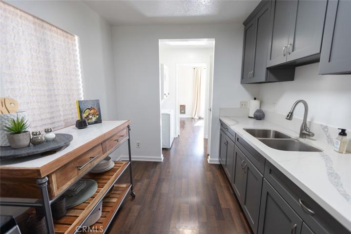 13350 Klondike Avenue, Downey, California 90242