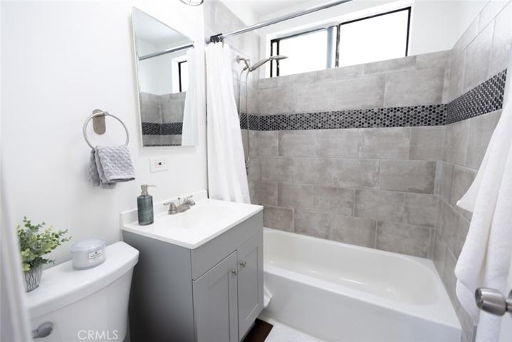 13350 Klondike Avenue, Downey, California 90242