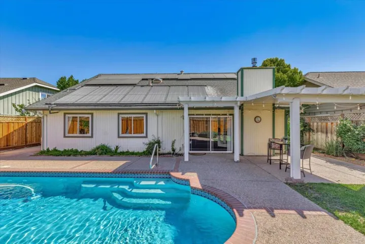 8559 Silvia Street, Gilroy, California 95020