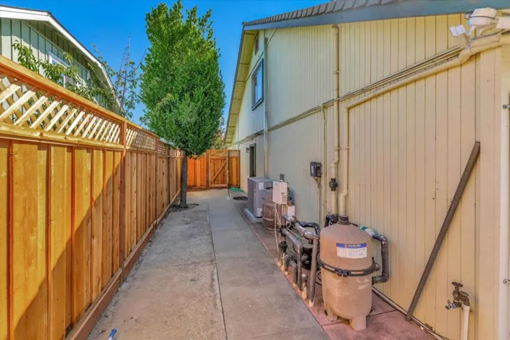 8559 Silvia Street, Gilroy, California 95020