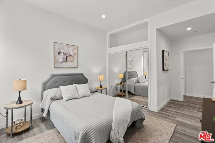 5108 Cahuenga Boulevard Unit 1, North Hollywood, California 91601