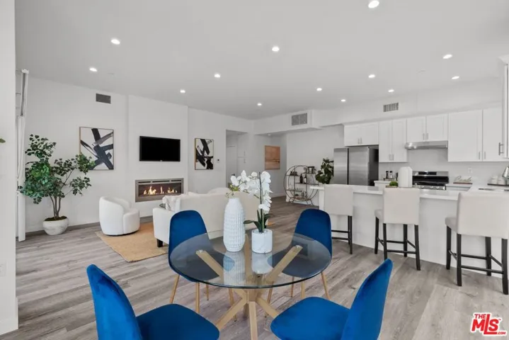5108 Cahuenga Boulevard Unit 1, North Hollywood, California 91601
