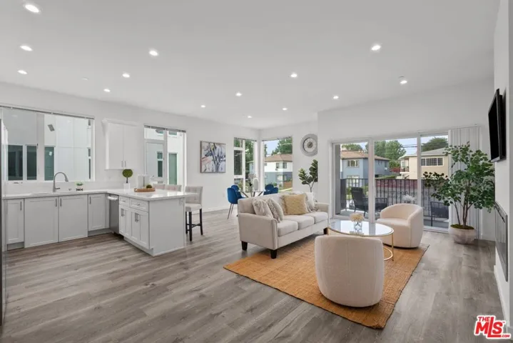 5108 Cahuenga Boulevard Unit 1, North Hollywood, California 91601