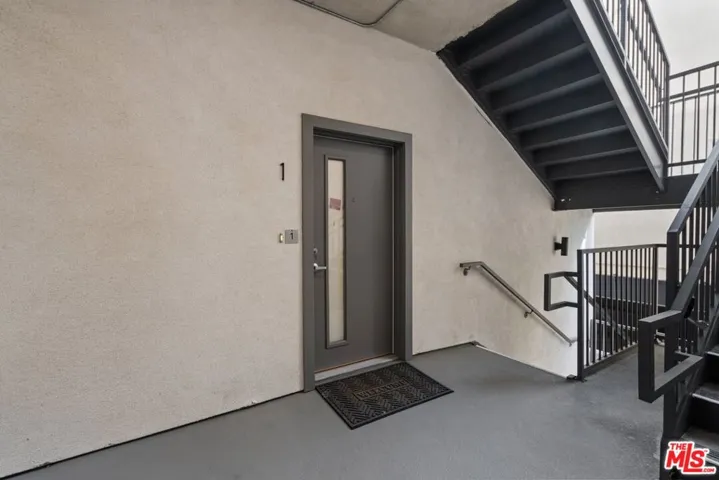 5108 Cahuenga Boulevard Unit 1, North Hollywood, California 91601