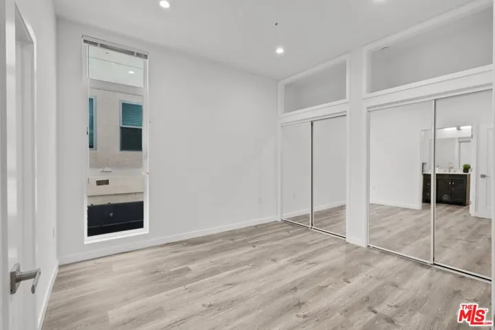 5108 Cahuenga Boulevard Unit 1, North Hollywood, California 91601