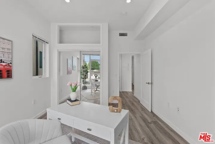 5108 Cahuenga Boulevard Unit 1, North Hollywood, California 91601