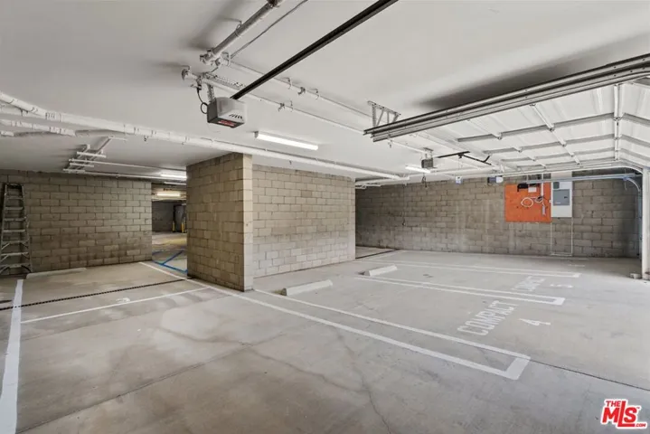 5108 Cahuenga Boulevard Unit 1, North Hollywood, California 91601