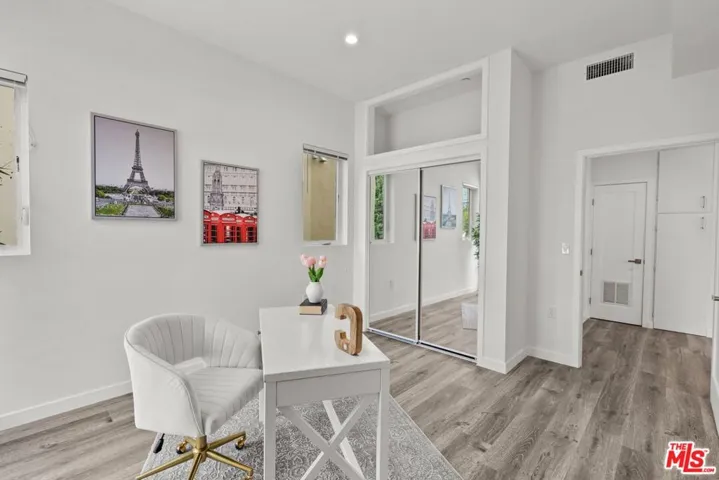 5108 Cahuenga Boulevard Unit 1, North Hollywood, California 91601