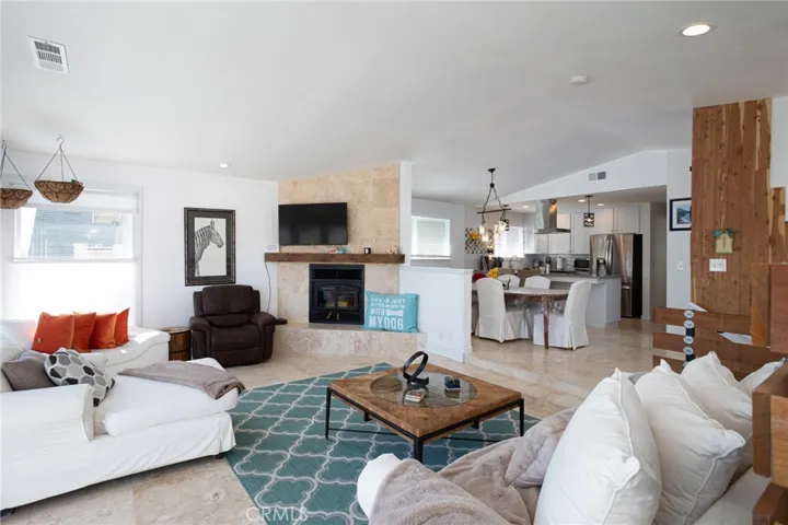 Greatroom with fireplace