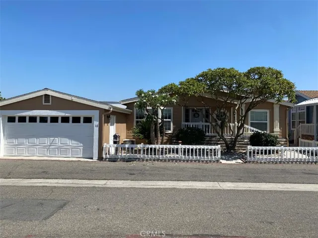 16 Magnolia Via, Anaheim, California 92801