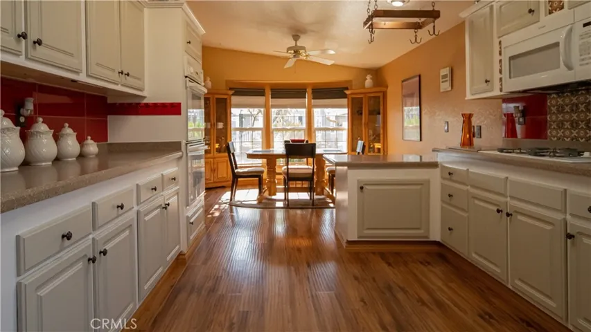 16 Magnolia Via, Anaheim, California 92801