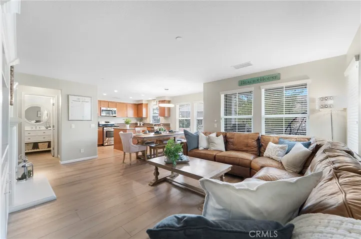 23 Platinum Circle, Ladera Ranch, California 92694