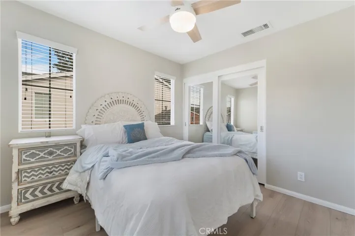 Secondary bedroom