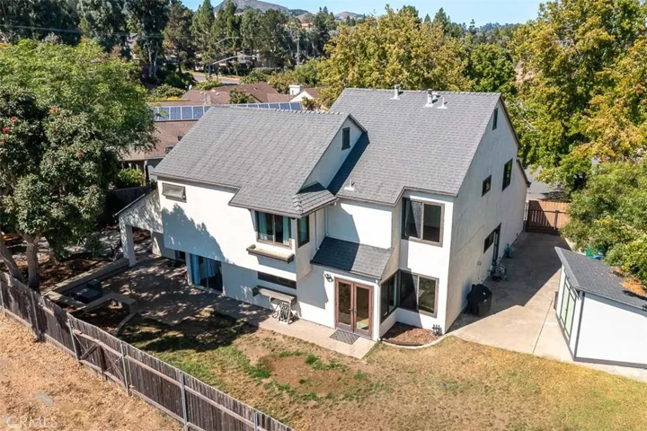 1050 Vista Del Brisa, San Luis Obispo, California 93405