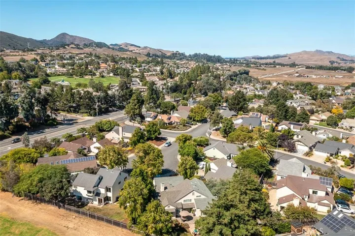 1050 Vista Del Brisa, San Luis Obispo, California 93405