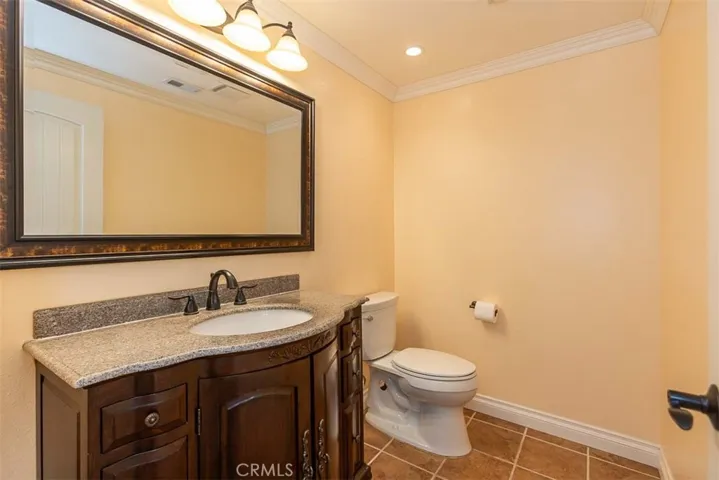 1050 Vista Del Brisa, San Luis Obispo, California 93405