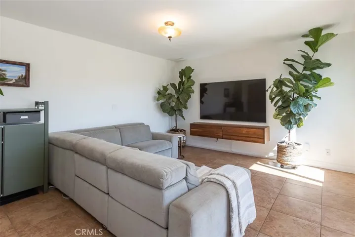 1050 Vista Del Brisa, San Luis Obispo, California 93405